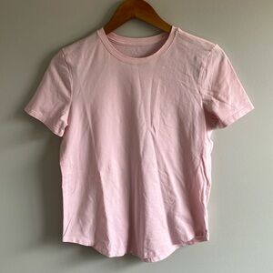 Lululemon pink short sleeve crewneck tee